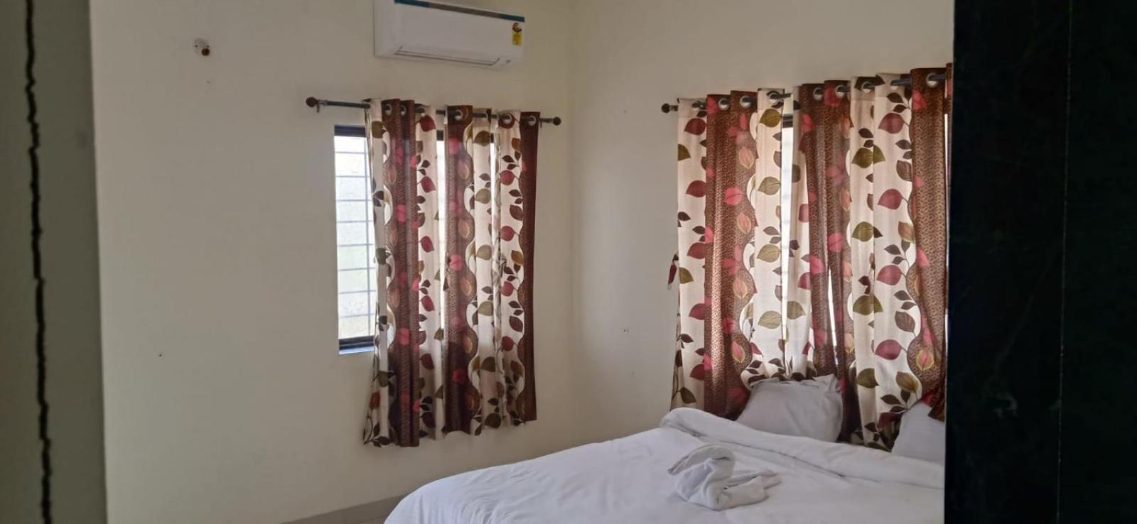 Blue Bell Homestay Lonavala Exteriér fotografie